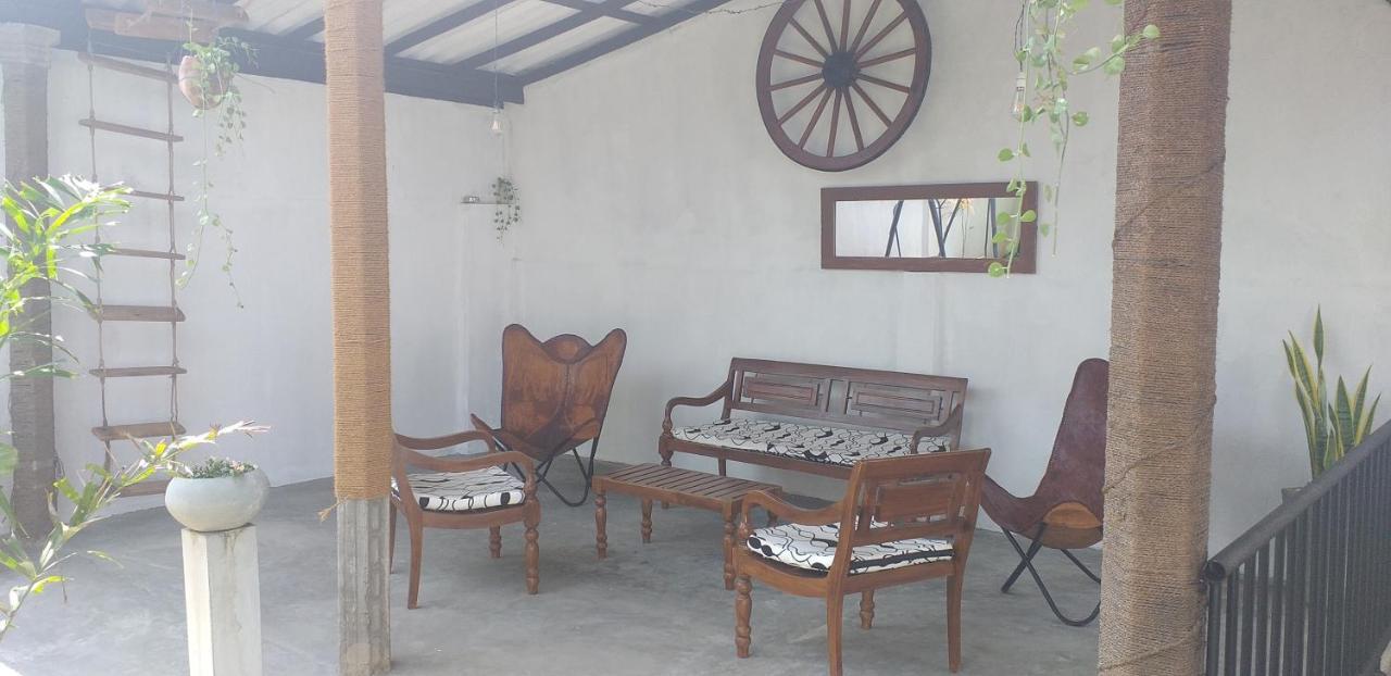 Villa No34 Hikkaduwa Bagian luar foto